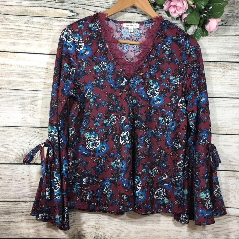 Monteau | Floral Lace V-Neck Blouse Size Large